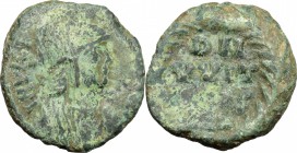 Ostrogothic Italy, Witigis (536-539). AE Decanummium, Ravenna mint, 536-539. D/ Bust of Roma right, helmeted. R/ Inscription in four lines within wrea...