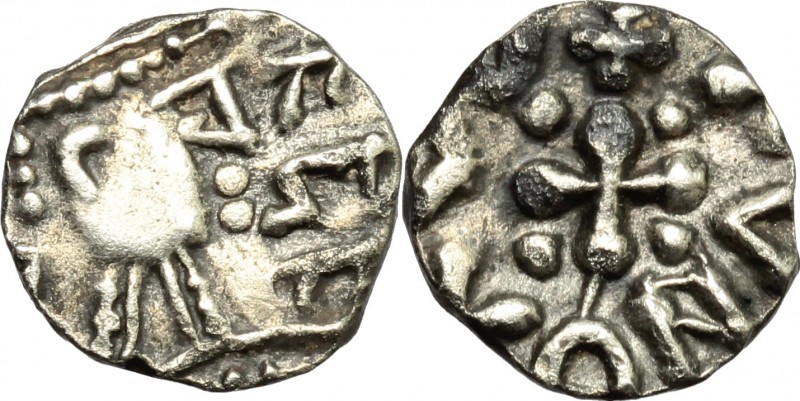 AR Sceat, Anglo-Saxon, Frisia, Domburg mint, c. 700-715. D/ Crude bust right wit...