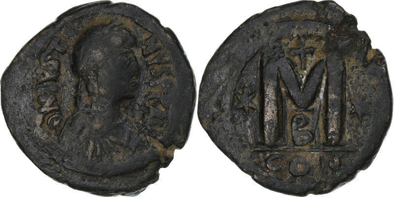 Justinian I, Follis, 527-565, Constantinople, Bronze, VF(20-25), Sear:160 
 Bus...