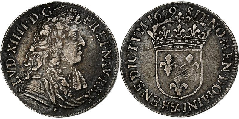 France, Louis XIV, 1/4 Écu à la cravate, 1679, Aix, Silver, EF(40-45) 
 Draped ...