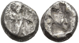 ACHAEMENID EMPIRE. Time of Darios I to Xerxes II (485-420 BC). Sardes.
AR Siglos (14.2mm 4.9g)
Obv: Persian king in kneeling-running stance right, h...