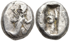 ACHAEMENID EMPIRE. Time of Darios I to Xerxes II (485-420 BC). Sardes.
AR Siglos (13.8mm 4.29g)
Obv: Persian king in kneeling-running stance right, ...