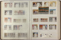 COLLECTION OF STAMPS OF THE VATICAN CITY STATE ‘POSTE VATICANE’ FROM 1933 TO 1978
approximately 1960 stamps 
album 30.5 x 22 cm