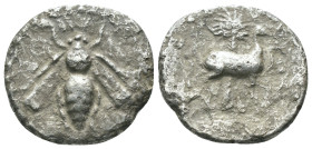 Ionia. Ephesos. (202-133 BC) AR Drachm. Obv: bee. Rev: deer in front of palm tree. Weight 3,13 gr - Diameter 16 mm