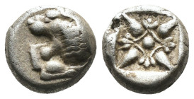 Ionia. Miletos. (4th Century BC) AR Obol. Obv: forepart of lion right. Rev: star-like floral pattern. Weight 1,16 gr - Diameter 7 mm