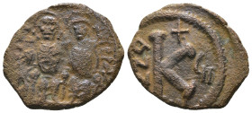 Justin II. and Sophia. (565-578 AD). 1/2 Follis.Obv: Justin II. and Sophia enthroned facing. Rev: K A/N/N/O. Weight 4,61 gr - Diameter 22 mm