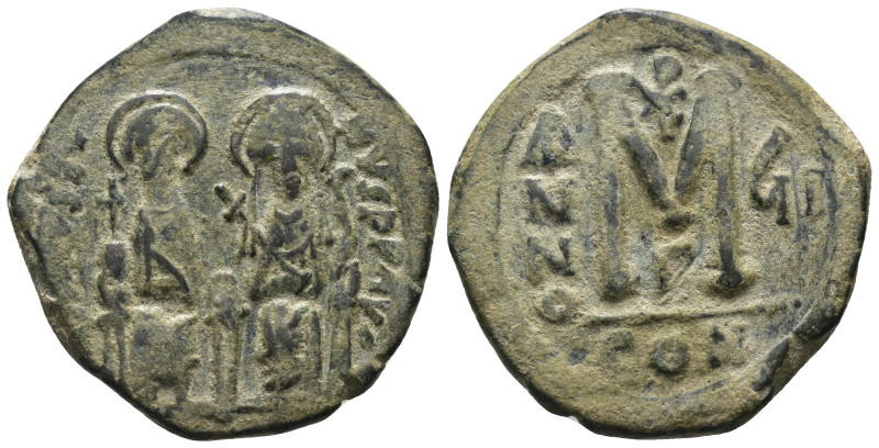 Justin II. and Sophia. (565-578 AD). Follis. Constantinople. Obv: Justin II. and...