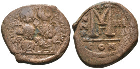 Justin II. and Sophia. (565-578 AD). Follis. Constantinople. Obv: Justin II. and Sophia enthroned facing. Rev: ANNO / M. Weight 13,42 gr - Diameter 27...