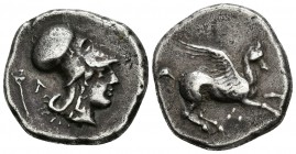 ARKANANIA, Leukas. Estátera. 350-320 a.C. A/ Pegaso volando a derecha. R/ Cabeza con casco de Athena a derecha, detrás caduceo. Pegasi 94; BCD Akarnan...