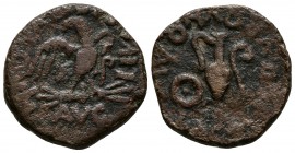 CARTAGONOVA. Semis. Epoca de Augusto. 27 a.C.-14 d.C. Cartagena (Murcia). A/ Aguila sobre rayos, alrededor L. IVNIVS II. VIR. QVINQ. AVG. R/ Objetos c...