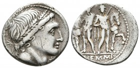 L. MEMMIUS. Denario. 109-108 a.C. Sur de Italia. A/ Busto varonil, probablemente Apolo, laureado con una corona de roble a derecha, delante signo de v...