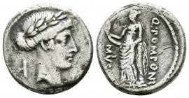 Q. POMPONIUS MUSA. Denario. 66 a.C. Roma. A/ Busto de Apolo laureado a derecha, detrás corona de laurel. R/ La Musa Clio sosteniendo rollo y apoyada s...