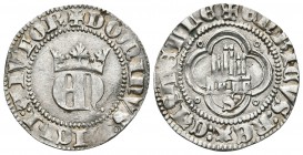 ENRIQUE II. 1/2 Real. (1368-1379). Sevilla. AB 410. Ar. 1,72g. MBC+. Ex. Aureo 01-07-1999 Nº238.