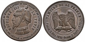FRANCIA. Napoleón III. Jetón Antimonárquico. 1870. A/ Busto satírico con casco. R/ VAMPIRE DE LA FRANCE. Lechuza de frente. Coll-37. Ae. 11,26g. SC-....