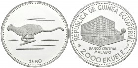 GUINEA ECUATORIAL. 2000 Ekuele. 1980. Guepardo. Km#58. Ar. 31,22g. PROOF.
