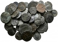 IMPERIO ROMANO. Lote compuesto por 66 bronces del Bajo Imperio pertenecientes a Constantino I, Constantino II, Constancio, Licinio, Valens, Magno Máxi...