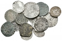 EPOCA MEDIEVAL. Lote compuesto por 15 monedas. Conteniendo 4 Cornados de Sancho IV (León, Cuenca y Sevilla), 1 Pepión de Fernando IV (Burgos), 3 Corna...