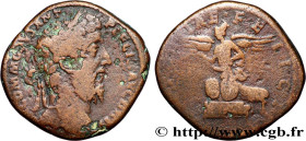COMMODUS
Type : Sesterce 
Date : 189 
Mint name / Town : Rome 
Metal : copper 
Diameter : 29  mm
Orientation dies : 6  h.
Weight : 22,94  g.
Rarity : ...