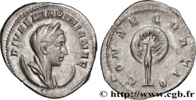 MARINIANA
Type : Antoninien 
Date : 257-258 
Mint name / Town : Rome 
Metal : billon 
Millesimal fineness : 150  ‰
Diameter : 22,5  mm
Orientation die...