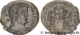 MAGNENTIUS
Type : Maiorina, (MB, Æ 2) 
Date : 351 
Mint name / Town : Trèves 
Metal : copper 
Diameter : 20  mm
Orientation dies : 12  h.
Weight : 4,1...