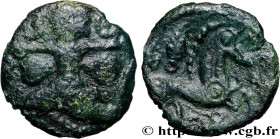 GALLIA BELGICA - BELLOVACI (Area of Beauvais)
Type : Bronze au personnage courant, aux feuilles et aux épis 
Date : c. Ier siècle avant J.-C. 
Mint na...