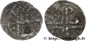 FLANDERS - ANONYMOUS
Type : Petit denier ou maille 
Date : (1180-1220) 
Date : n.d. 
Mint name / Town : Gand 
Metal : silver 
Diameter : 10  mm
Orient...