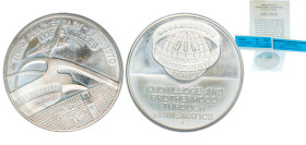 United States Federal republic 1970 FM Medal - Organization of International Numismatic Convention Solid Sterling Silver The Franklin Mint (8232) 26.6...