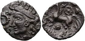 ENGLAND. ICENI ø 15mm (1.39g). ca. 50 - 40 v. Chr. Vs.: Frauenkopf mit Krone u. herzförmigem Ohr n. l., davor S-förmige Schlange. Rs.: Pferd n. l. spr...