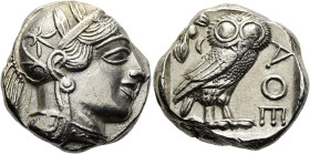 ATTIKA. ATHEN Tetradrachme ø 23mm (17.15g). ca. 454 - 404 v. Chr. Vs.: Kopf der Athena mit attischem Helm n. r. Rs.: ΑΘΕ, Eule n. r., dahinter Olivenz...