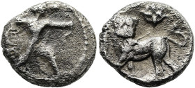 ZYPERN. KITION Melekiathon, 386 - 361 v. Chr. Obol ø 9mm (0.66g). Vs.: Herakles n. r. schreitend, in der Linken Bogen, in der erhobenen Rechten Keule ...