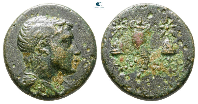 Pontos. Amisos. Time of Mithradates VI Eupator 120-63 BC. 
Bronze Æ

17 mm, 3...