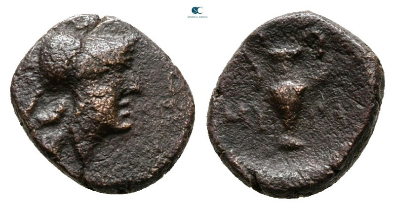 Aiolis. Myrina circa 400-200 BC. 
Bronze Æ

10 mm, 0,94 g



Nearly Very ...