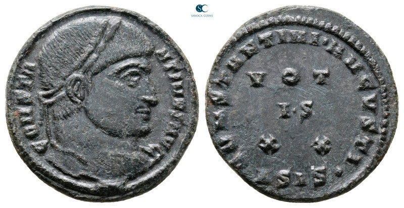 Constantine I the Great AD 306-337. Siscia
Follis Æ

20 mm, 3,52 g



Ver...