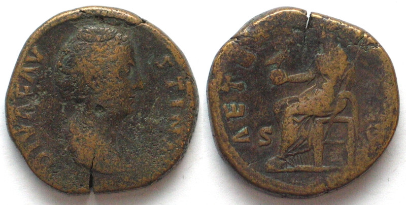 FAUSTINA Sen. (+141). Wife of Antoninus Pius. AE Sestertius, after 141, DIVAFAV-...