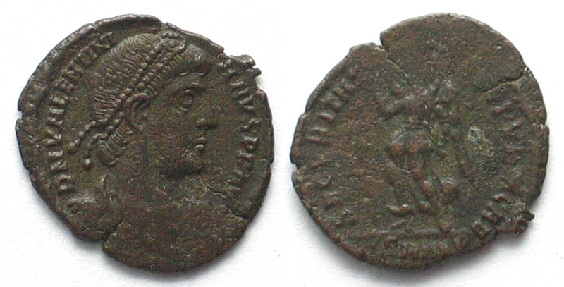 VALENTINIAN I (364-375 AD). AE3, Heracleia mint, SMHA, SECVRITAS REIPVBLICAE, Vi...