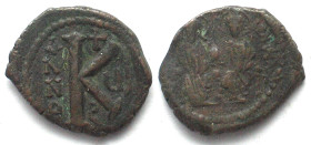 JUSTIN II (565-578). AE 20 Nummi, Half Follis, Yr. 7 (571/572), B, Constantinople mint, Justin & Sophia, VF