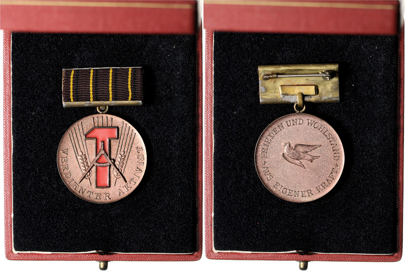 Ausgaben der DDR. 
Staatl. Auszeichnungen. 
Verdienter Aktivist (1952-54), Bun...