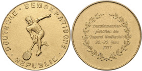 Ausgaben der DDR. 
Sportorganisationen. 
Deutscher Tennis-Verband d. DDR (DTV). Siegermed. in Gold der "Bezirksmeisterschaften der Jugend Weißenfels...