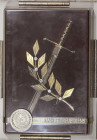 Ausgaben der DDR. 
Staatsrat, Ministerrat und Ministerien. 
Ministerium für Staatssicherheit. Ehrengeschenk für 25-jähr. Dienstzeit, im Orig.-Kunsts...