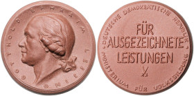 Ausgaben der DDR. 
Staatsrat, Ministerrat und Ministerien. 
Ministerium für Volksbildung. Lessing-Medaille, 1. Form (Böttgersteinzeug, nicht tragbar...