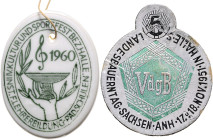 Deutsche Ausgaben mit regionaler Zuordnung. 
Halle/S. Sammlung von 89 Abz., Stadt u. Bezirk Halle, ab 1951 bis zur "Wende", viele mit Ausz.-Charakter...