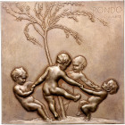 Jugendstil (Art nouveau)-Medaillen. 
Österreich. Einseitige Bronzeplakette o.J. (um 1910), v. Stefan Schwartz, "Rondo", vier nackte Knaben tanzen um ...