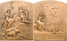 Medaillen zu Welt-, Industrie- u. Gewerbeausstellungen. 
London. Exposition Franco-Britannique 1908. (Franco-British Exhibition in White City), Bronz...