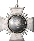Schützenmedaillen. 
Brandenburg/Havel. Silb. Schützenkreuz mit Orig.-Öse u. Tragring, unsign., einseitig, Silberblech hohlgeprägt, ziseliert, aufgele...