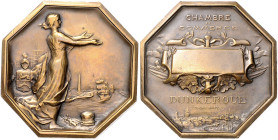 Ausländische Medaillen. 
Frankreich. 
Oktogonale Bronzemed. o.J., von P. Dautel, Prämie d. Chambre de Commerce de Dunkerque (Handelskammer Dünkirche...
