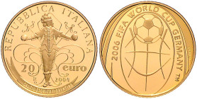 Italien-Republik. 
20 Euro 2004, GOLD (6,452 g 900 f.), Fußball-WM 2006 in Deutschland, Kostümfußballspieler. Schön&nbsp;246, KM&nbsp;243, Fb.&nbsp;1...