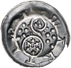 Erfurt, Stadt. 
Hohlpfennig o.J. (um 1450), sog. Frei- oder Martinspfennig, Rad, darüber Krumme eines Krummstabs, links i. F. sechs Kugeln, rechts si...