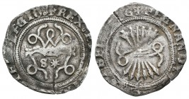 Fernando e Isabel (1474-1504). 1/2 real. Sevilla. (Cal-469 variante). Ag. 1,61 g. Con S y estrella en anverso. Nombres de los reyes en reverso. Pequeñ...