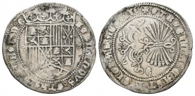 Fernando e Isabel (1474-1504). 1 real. Granada. (Cal-316 variante). Ag. 3,22 g. Triángulo de roeles en reverso. Rara. MBC. Est...120,00.