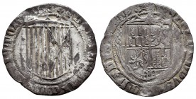 Fernando e Isabel (1474-1504). 1 real. Segovia. (Cal-337). Ag. 2,95 g. Anterior a la pragmática. Escudo de anverso con rosetas debajo. MBC-. Est...280...